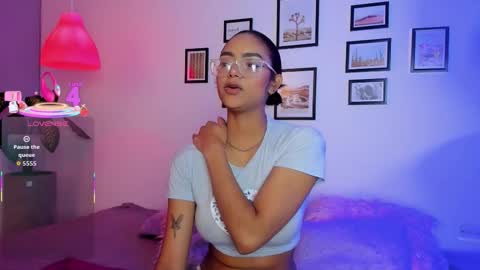 alice_simmons online show from September 15, 2025, 12:05 pm