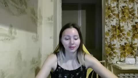 Snapshot of alice_smiles chatting on February 21, 2026, 10:55 pm Alice smiles online show from February 21, 2026, 10:55 pm