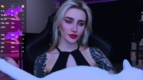Snapshot of alice_specter chatting on December 2, 2024, 5:15 pm Alice online show from December 2, 2024, 5:15 pm