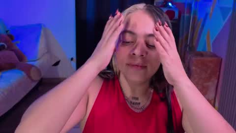 Alice online show from November 2, 2025, 8:00 pm