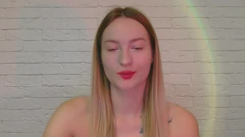 Snapshot of alice_sweet_01 chatting on October 14, 2025, 3:24 pm Alice online show from October 14, 2025, 3:24 pm