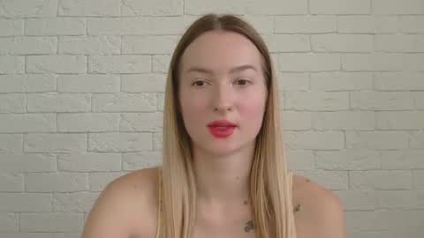 Snapshot of alice_sweet_01 chatting on October 20, 2025, 1:33 pm Alice online show from October 20, 2025, 1:33 pm