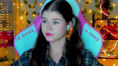 Alice online show from November 22, 2025, 5:34 pm