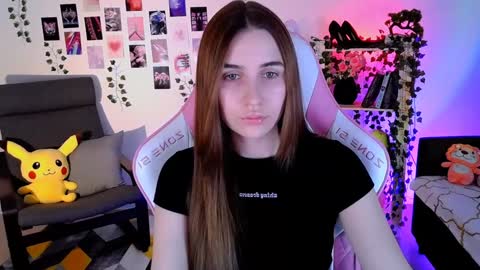 alicecharmy online show from December 10, 2024, 12:27 pm