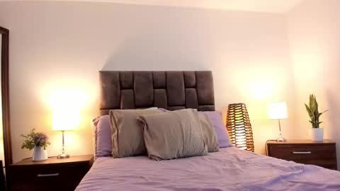 Alice Cullen online show from October 18, 2025, 12:39 pm