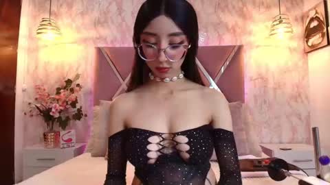 Snapshot of alicee1_ chatting on September 23, 2025, 6:33 pm Aliice online show from September 23, 2025, 6:33 pm