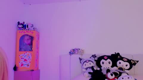 Alice  online show from November 21, 2025, 8:29 pm