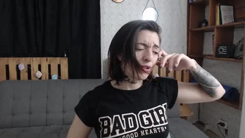 alicee_logan_ online show from January 6, 2025, 2:48 am