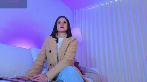 Aleja  online show from April 8, 2026, 11:54 am