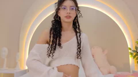 alice online show from October 27, 2025, 4:33 pm