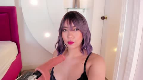 Alice  online show from December 13, 2024, 4:22 am