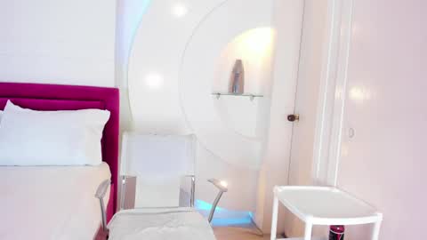 Alice  online show from February 11, 2025, 4:11 am