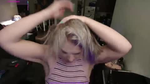 Alice Liddell online show from April 9, 2026, 2:33 am