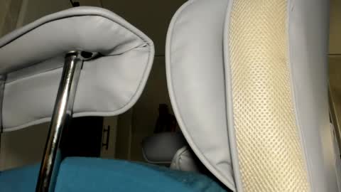 Snapshot of alicelighthouse chatting on April 28, 2026, 5:34 am Alice Lighthouse online show from April 28, 2026, 5:34 am