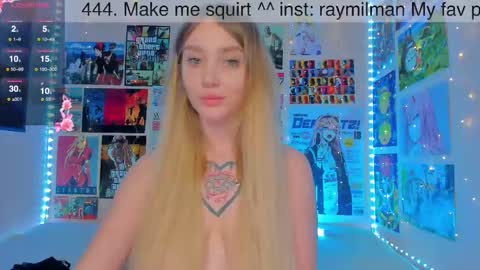 Alice  online show from December 27, 2024, 2:43 pm