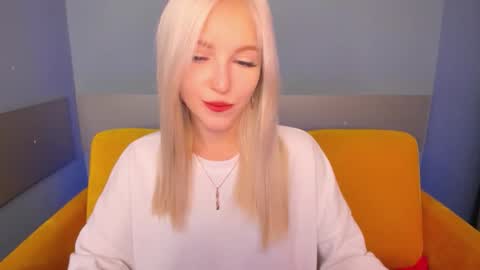 Snapshot of alicemonro chatting on October 25, 2025, 3:03 am alicemonro online show from October 25, 2025, 3:03 am