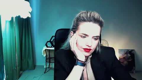 Snapshot of alicesmite chatting on May 28, 2026, 11:18 am alicesmite online show from May 28, 2026, 11:18 am
