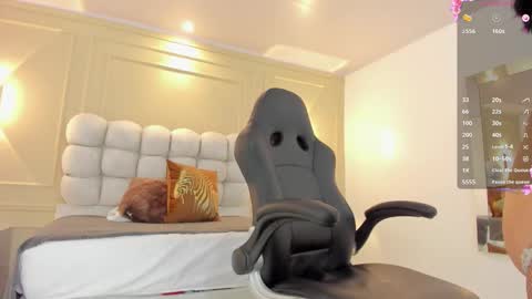          online show from March 25, 2026, 1:39 pm