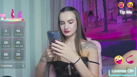 Snapshot of alicesweet379 chatting on October 16, 2025, 9:16 pm Alice online show from October 16, 2025, 9:16 pm