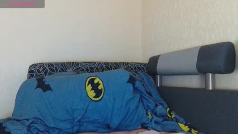 AliceWoolfy online show from November 28, 2025, 9:06 pm