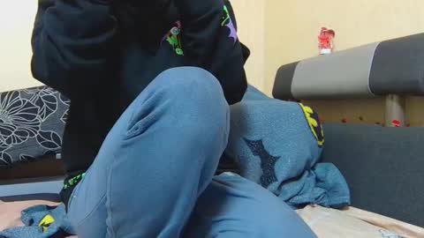 AliceWoolfy online show from January 7, 2026, 7:27 pm