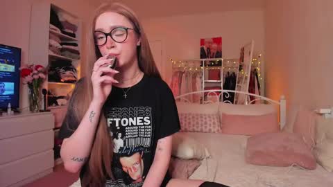 from wonderland online show from March 7, 2025, 4:33 pm