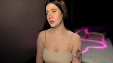 Alicia online show from September 13, 2025, 7:57 pm