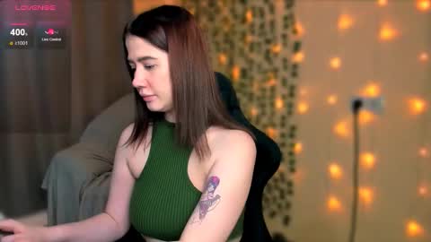 Alicia online show from October 26, 2025, 6:30 am