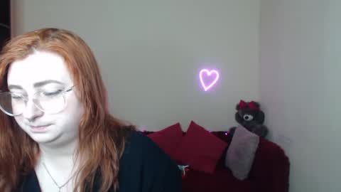 Alicia online show from February 17, 2026, 6:21 am