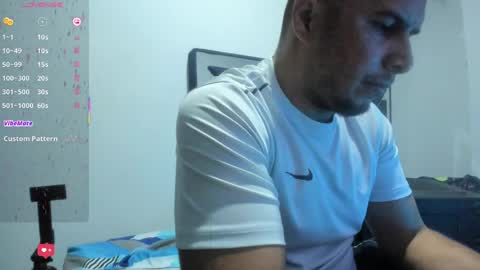 Snapshot of alicia_whittee chatting on May 12, 2026, 4:09 am alicia_whittee online show from May 12, 2026, 4:09 am