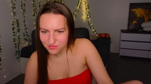 Snapshot of alicia_x_art chatting on December 21, 2024, 11:45 pm Alicia Lici  online show from December 21, 2024, 11:45 pm