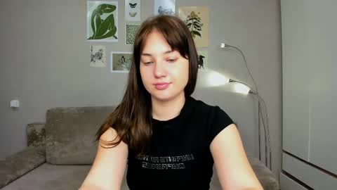 Aliciacollinsss online show from June 8, 2026, 12:27 pm