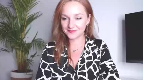 Alicia online show from October 23, 2025, 6:39 pm