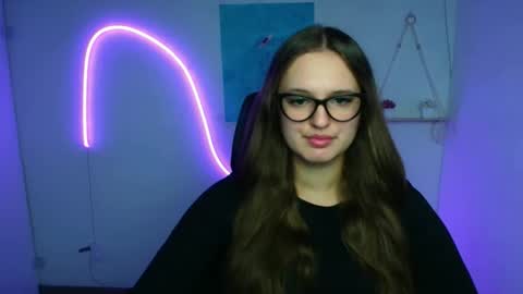 Snapshot of alicie_dream_ chatting on October 24, 2025, 11:17 am Alicie online show from October 24, 2025, 11:17 am