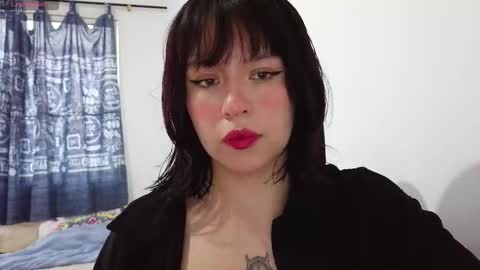 Snapshot of aliciia_23 chatting on November 16, 2025, 8:58 pm aliciia_23 online show from November 16, 2025, 8:58 pm