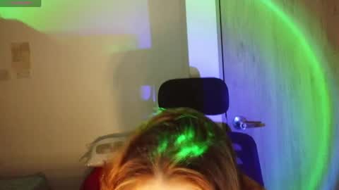 Snapshot of aliciia_23 chatting on April 3, 2026, 12:52 am aliciia_23 online show from April 3, 2026, 12:52 am