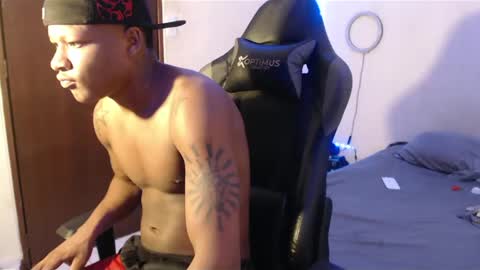 Snapshot of alid_17 chatting on January 19, 2025, 2:36 am Alid 17 online show from January 19, 2025, 2:36 am