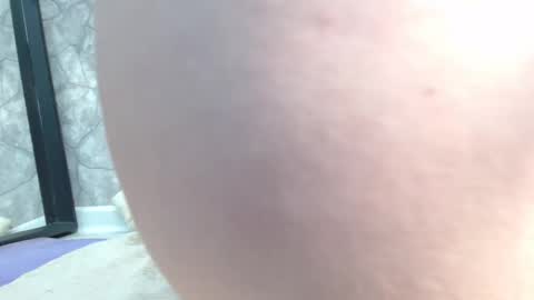 alidaalida2 online show from February 8, 2026, 4:49 am