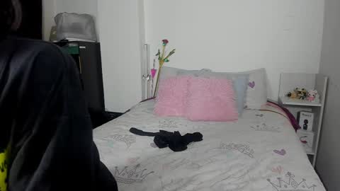 Aiko  Independent Model  online show from March 11, 2025, 2:10 am