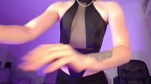  NYX  online show from June 9, 2026, 12:33 am