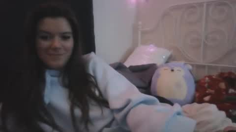 Snapshot of alina_nightshade chatting on April 10, 2026, 6:51 am Alina Nightshade online show from April 10, 2026, 6:51 am