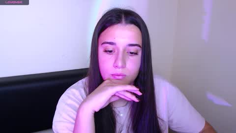 Alina online show from October 17, 2025, 7:55 am