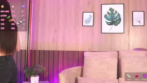 Alina Bennet online show from June 3, 2026, 11:35 am