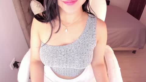 alinaowens online show from February 8, 2025, 9:15 pm