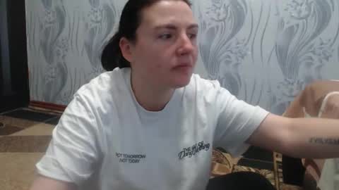 AlinaxJames online show from May 16, 2026, 8:44 am