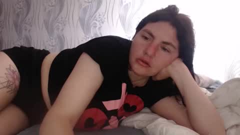 AlinaxJames online show from May 31, 2026, 8:32 am