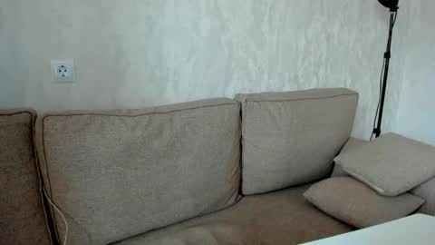 Aline Greeeen online show from February 13, 2025, 4:32 am