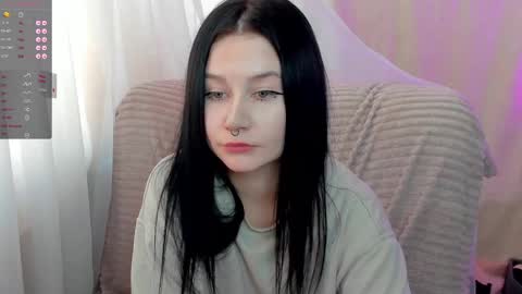 Aline Greeeen online show from February 25, 2025, 6:36 am