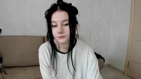 Aline Greeeen online show from March 2, 2025, 5:54 am