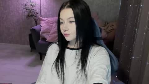 Aline Greeeen online show from October 18, 2025, 4:15 am